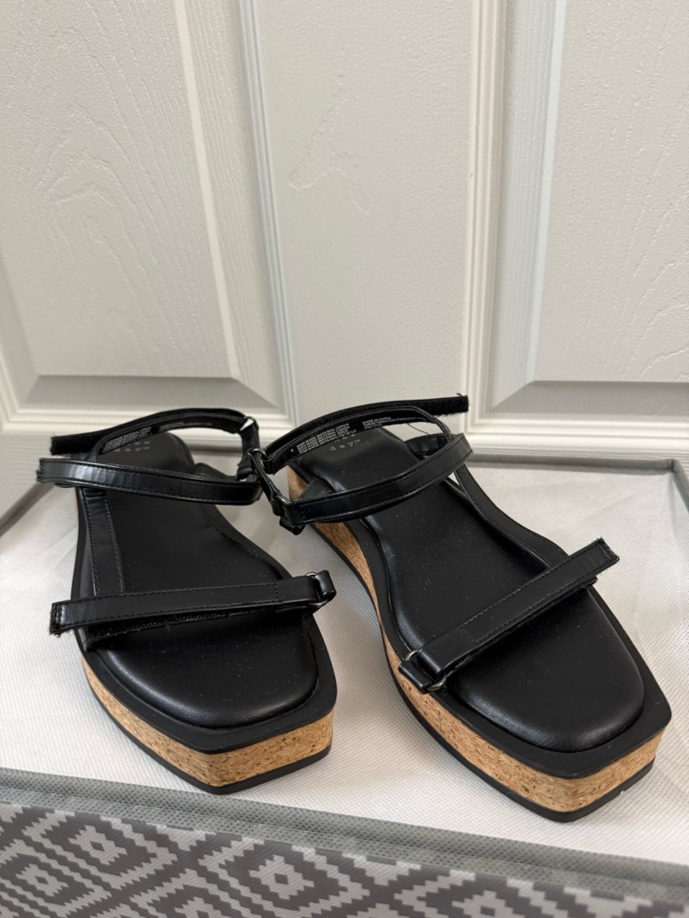 A New Day Black Strappy Square Toe Cork Sandals Velcro Closure Faux Leather Sz 6